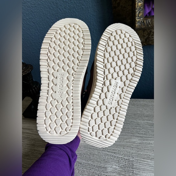 NWOT!!! Hey Dude Brown Chukka Boots - Picture 5 of 8